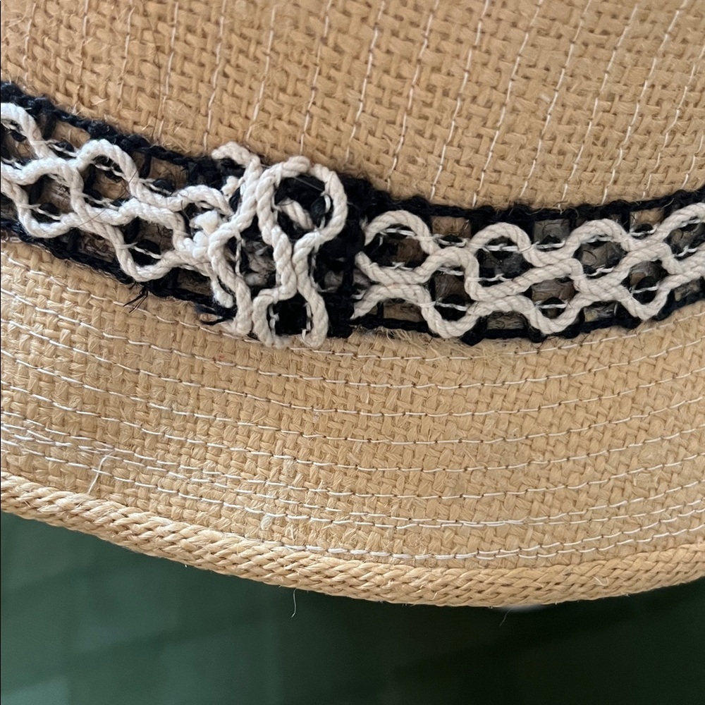 Vintage Stetson Tan Fedora with Black and White Band - Picture 4 of 16